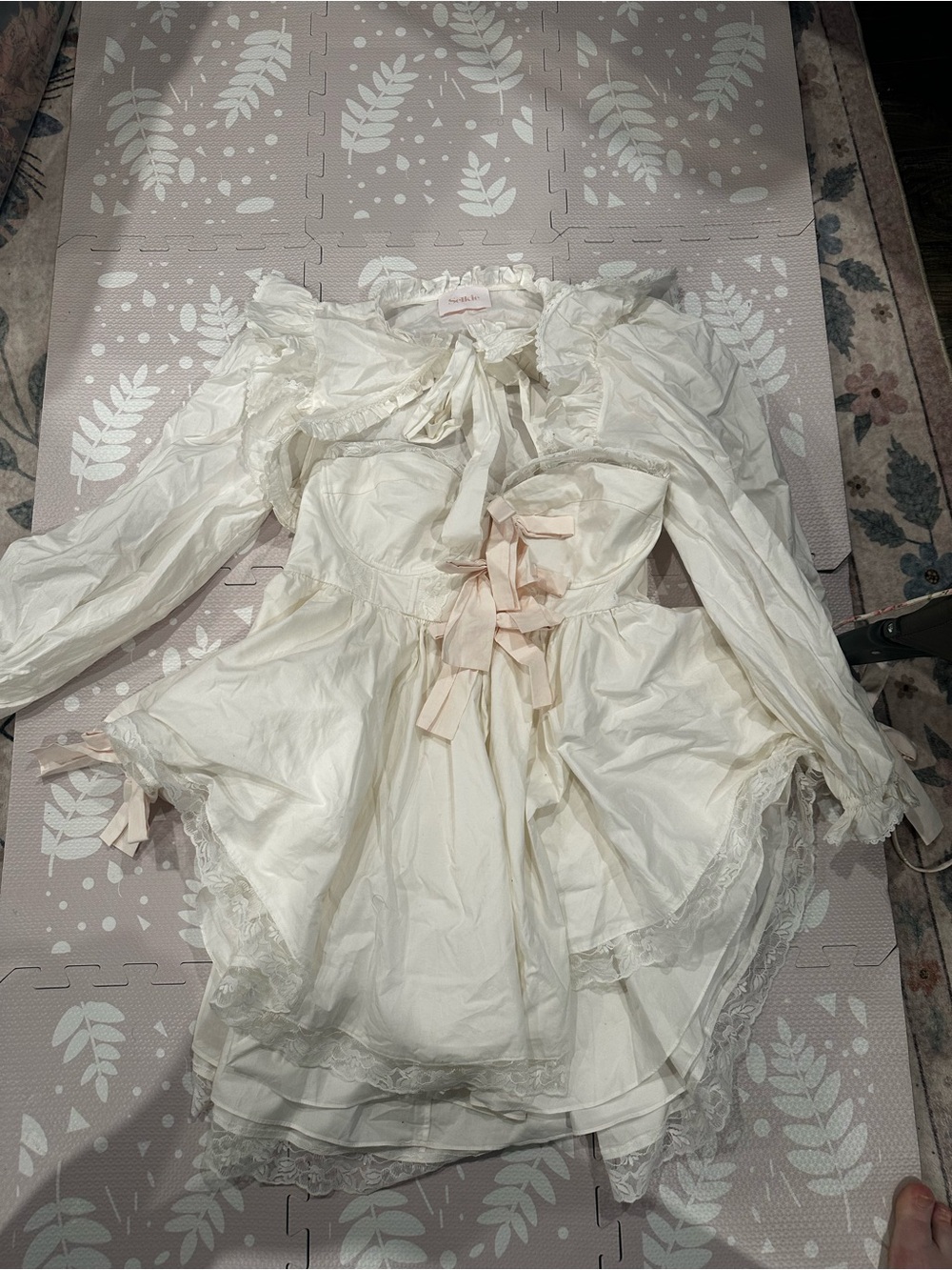 Selkie ivory cake shop dress and shrug size xxl